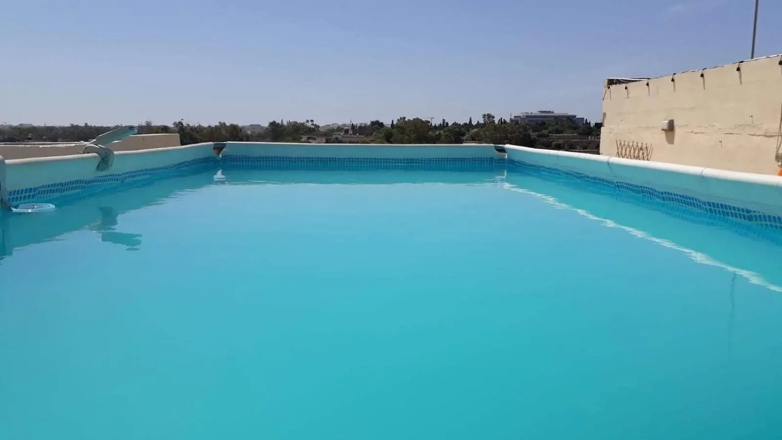 Homestay Luqa Rooms